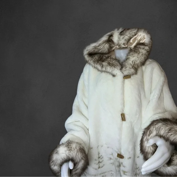 Coldwater CreekVintage-Style White Faux Fur Coat with Brown Accents Size XL - Picture 2 of 16